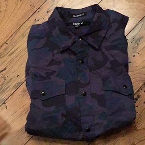 Long sleeve snap shirt